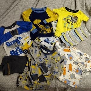 Lot of 5 Carter's 4T PJ's